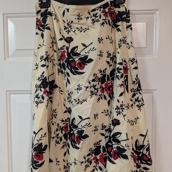 Moda International Cream Midi Skirt w/ Black & Red Floral Embroidery - Size 10 - Picture 1 of 2